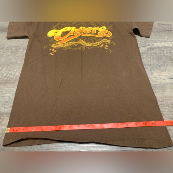 EUC Women’s Graphic Cheers T-Shirt - Small - Picture 5 of 5